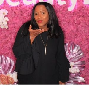 Who What Wear Bell Arm Top Size 2X